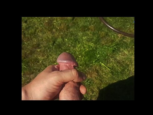 ❤️ A boazona se fode e se ejacula com um esguicho em um jardim de verão Porno real em pt-br.valeshop.top ❤